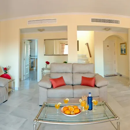 Apartment Flamenco Rose
